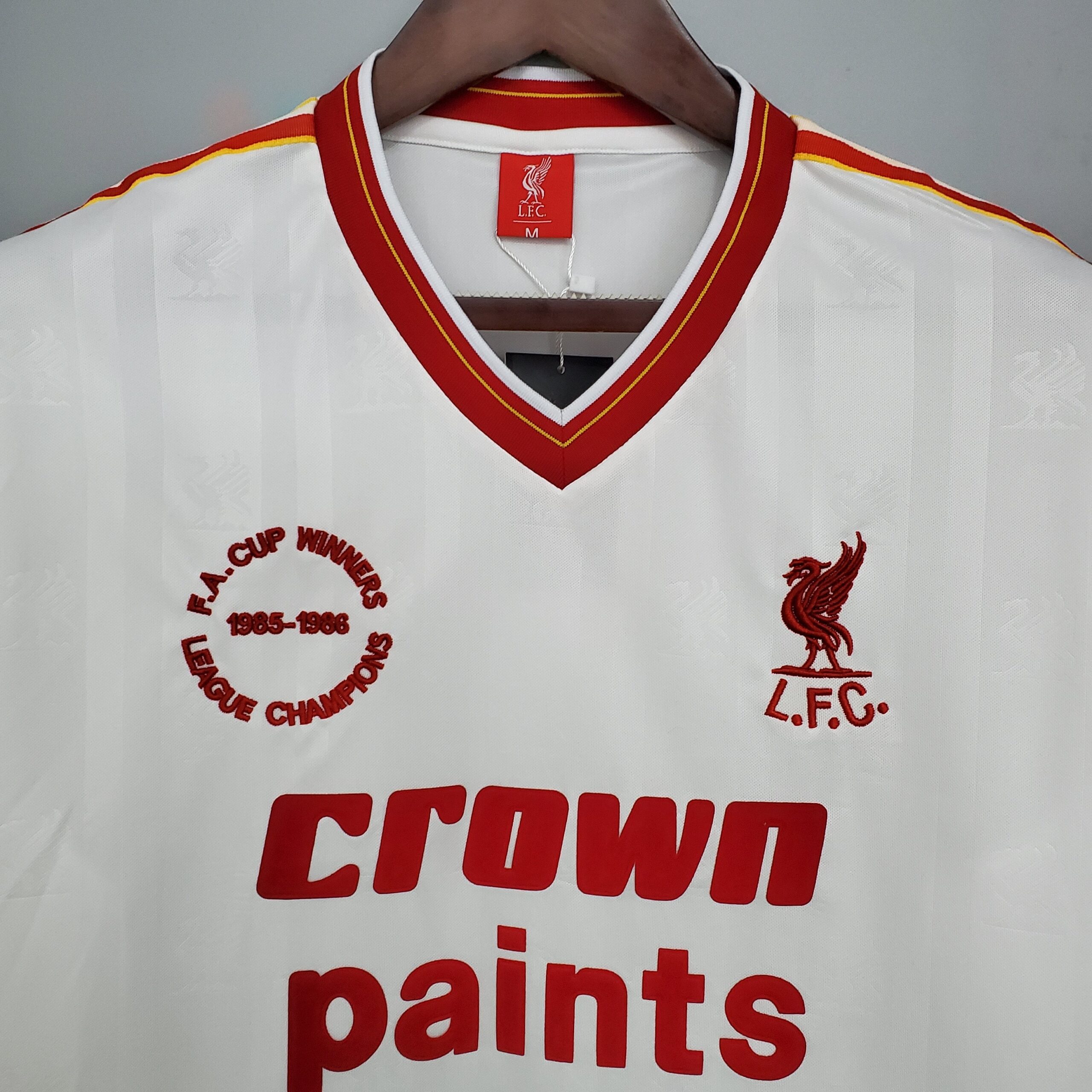 1985-1986 Liverpool Away kit