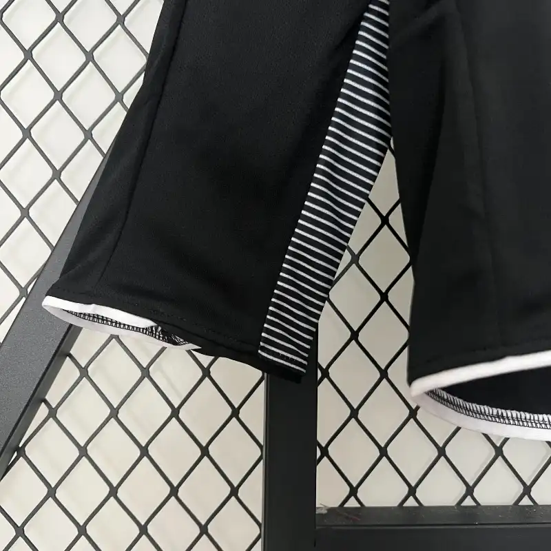 2006 Colo Colo Long Sleeve Jersey retro kit