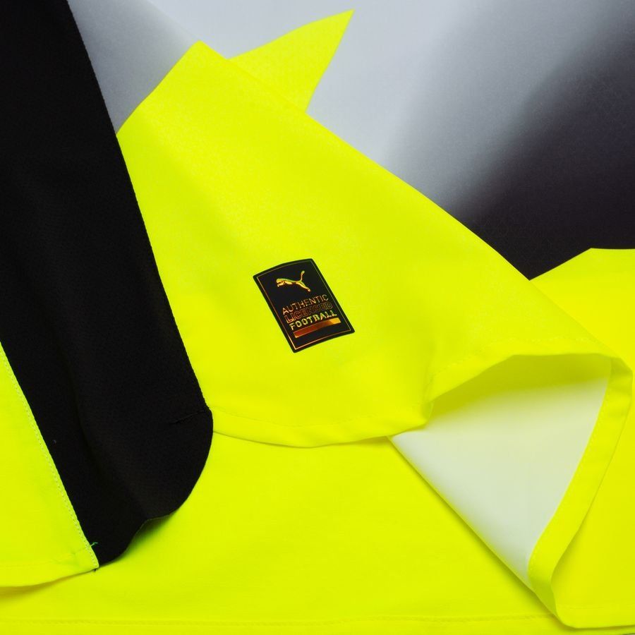 Dortmund Away Shirt 2025/26 Supporter Version In Multiple Adult Sizes