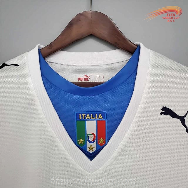 Italy year 2006 Visiting Football Strip