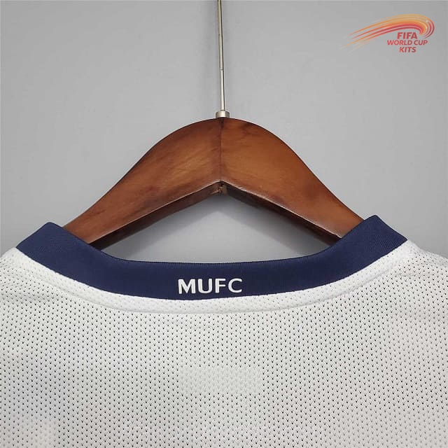 Manchester United 08-09 Away White Football Kit