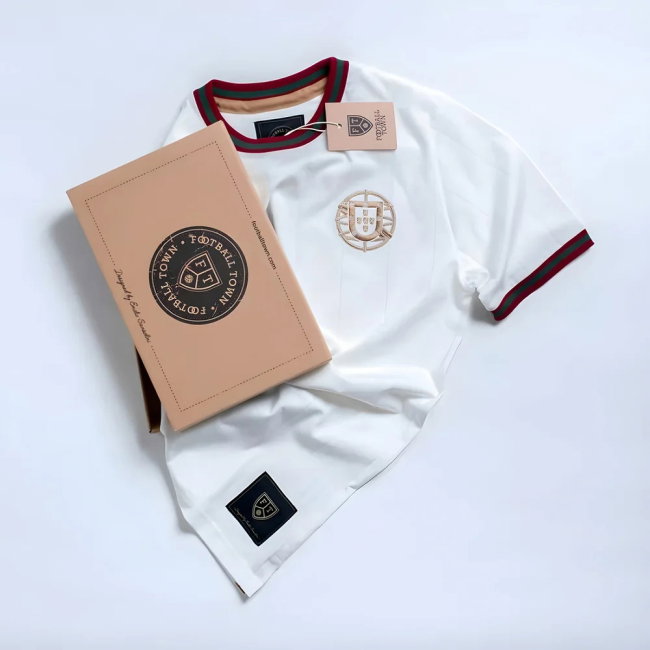 Vintage Portugal A Selecção White Soccer Jersey