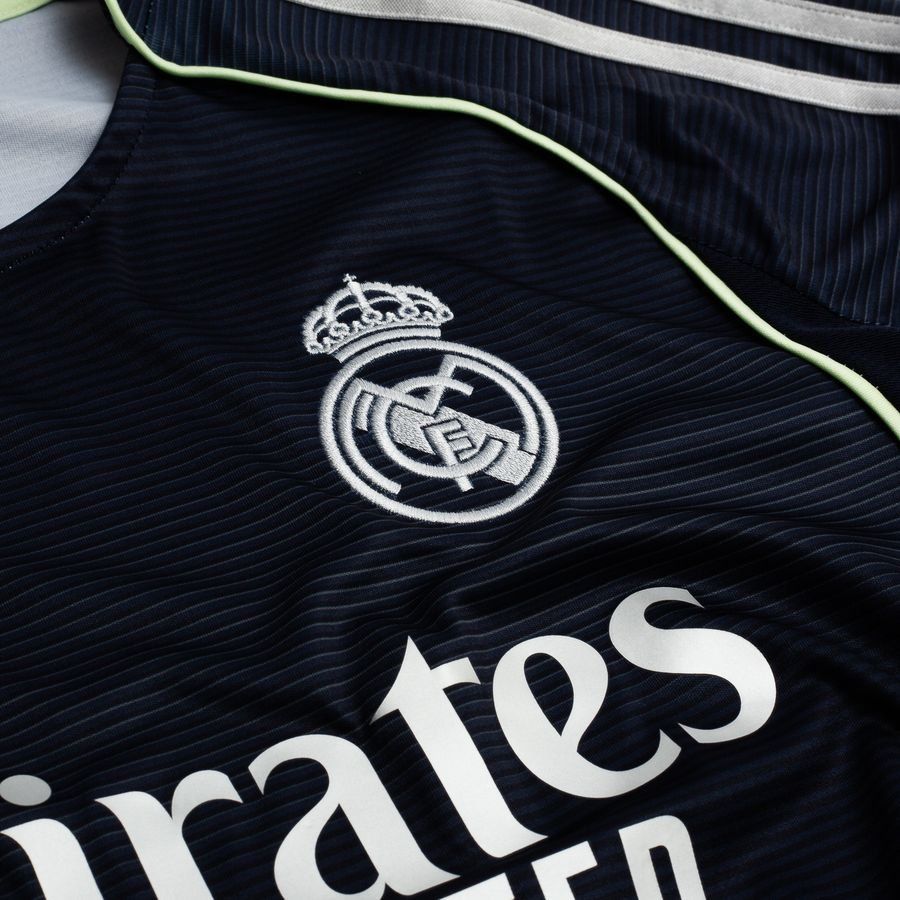 Real Madrid Away Shirt 2025/26 Long Sleeves
