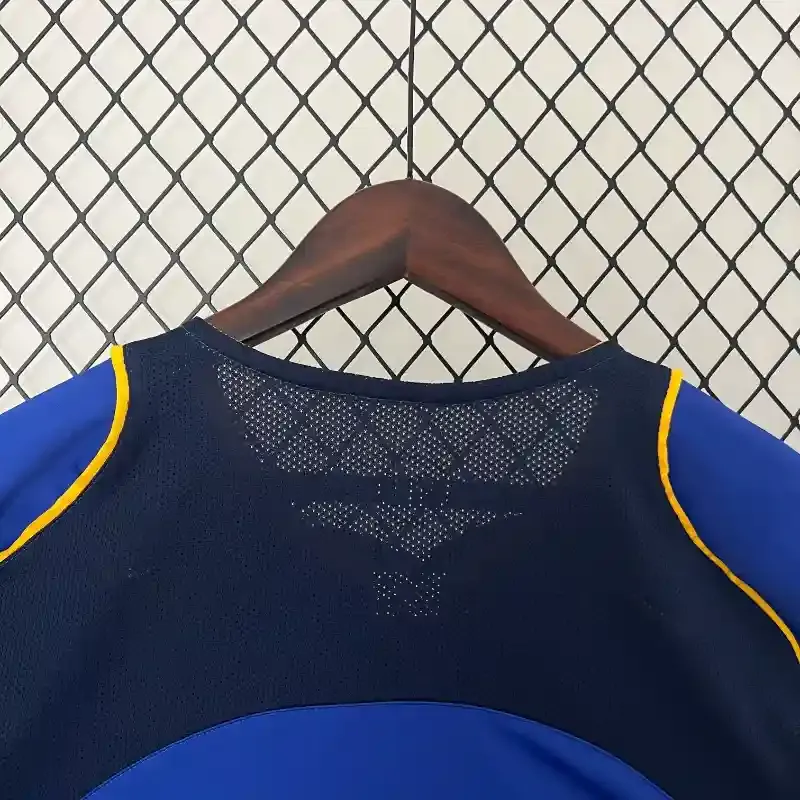 Cheap 2004-2005 Juventus Jersey retro kit