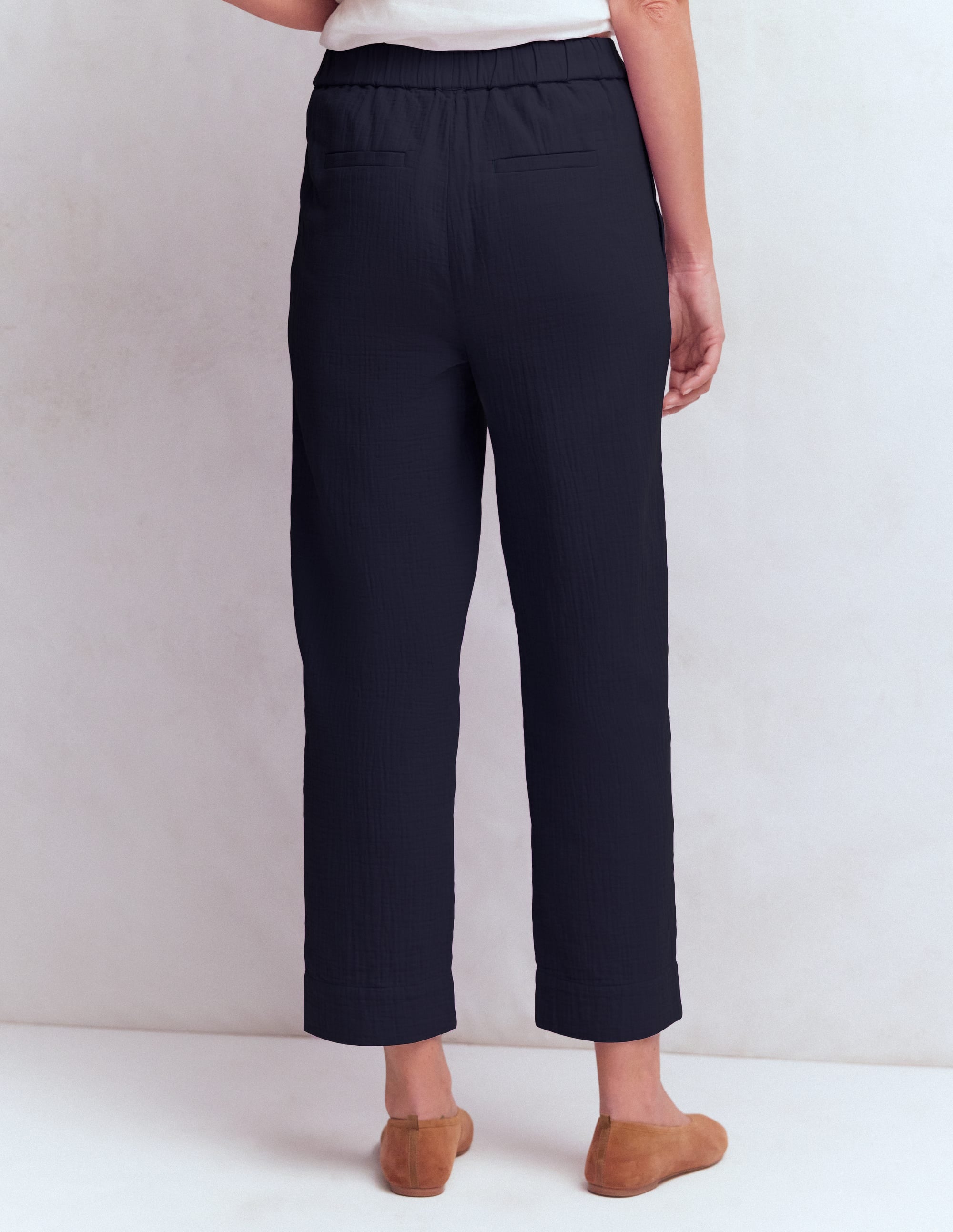Double Cloth Crop Trousers