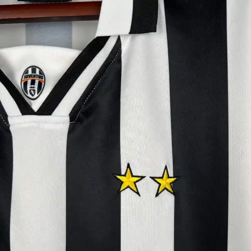 1996-1997 Juventus Jersey retro kit