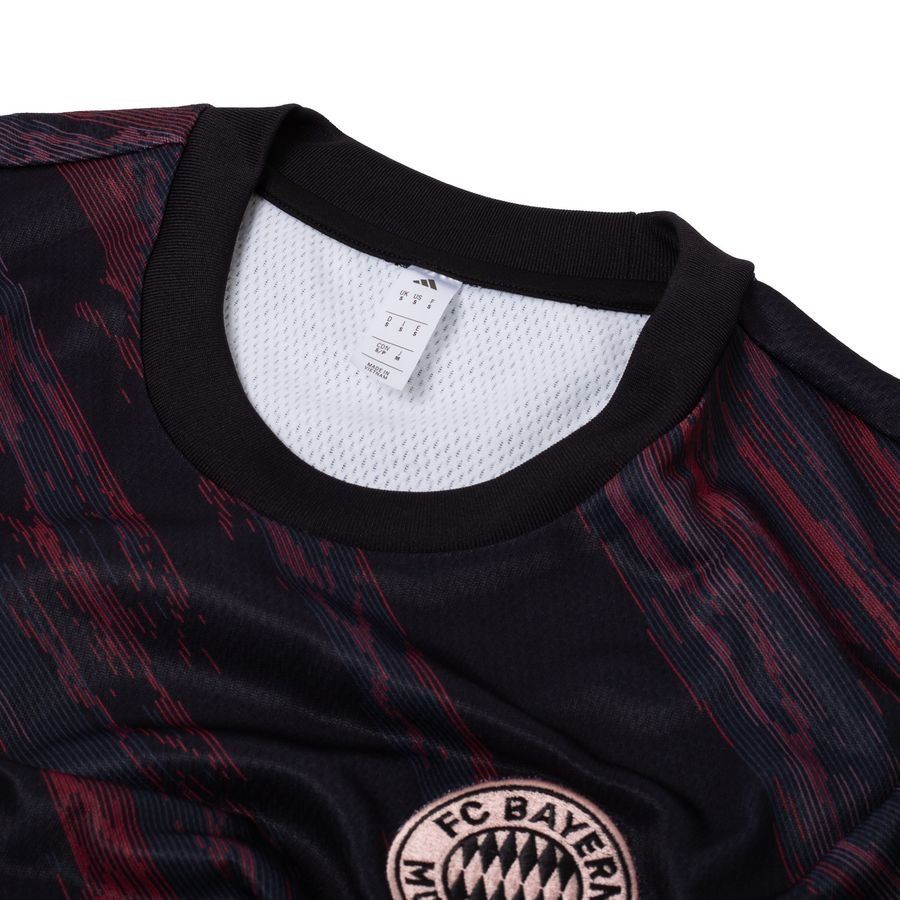 Bayern München Training Shirt Pre Match Jet Black Supporter Version