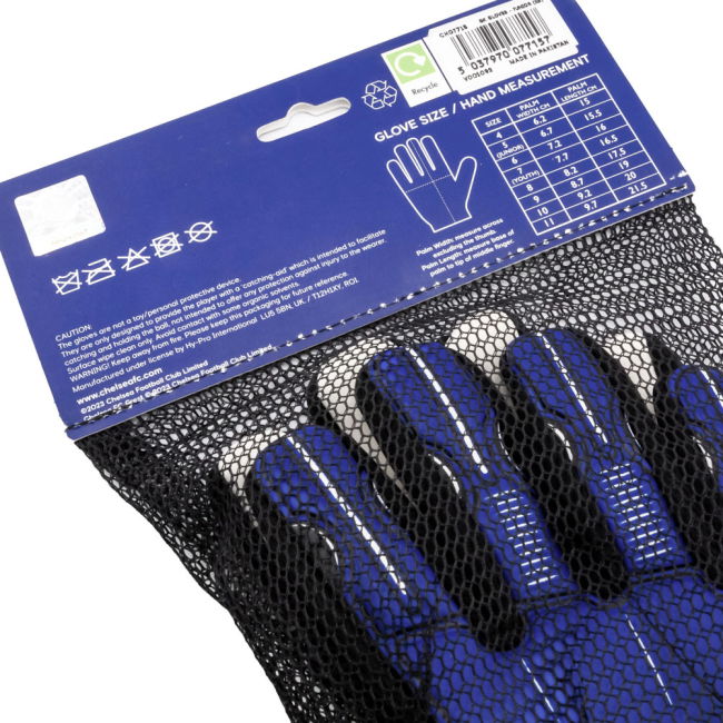 Supporter Grade Chelsea Goalkeeper Supporter Kit (Kids) (1)