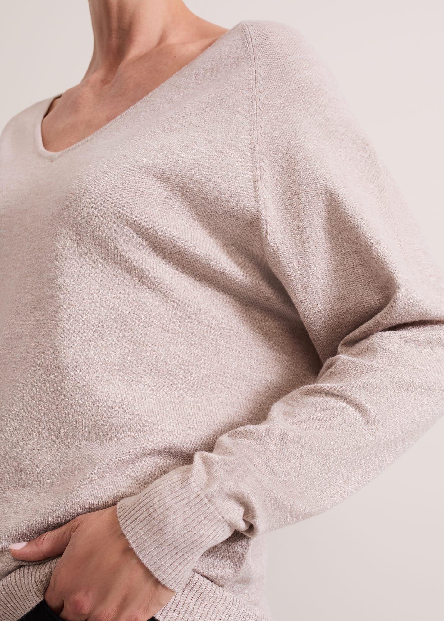 Senita Fine Knit V-Neck Jumper