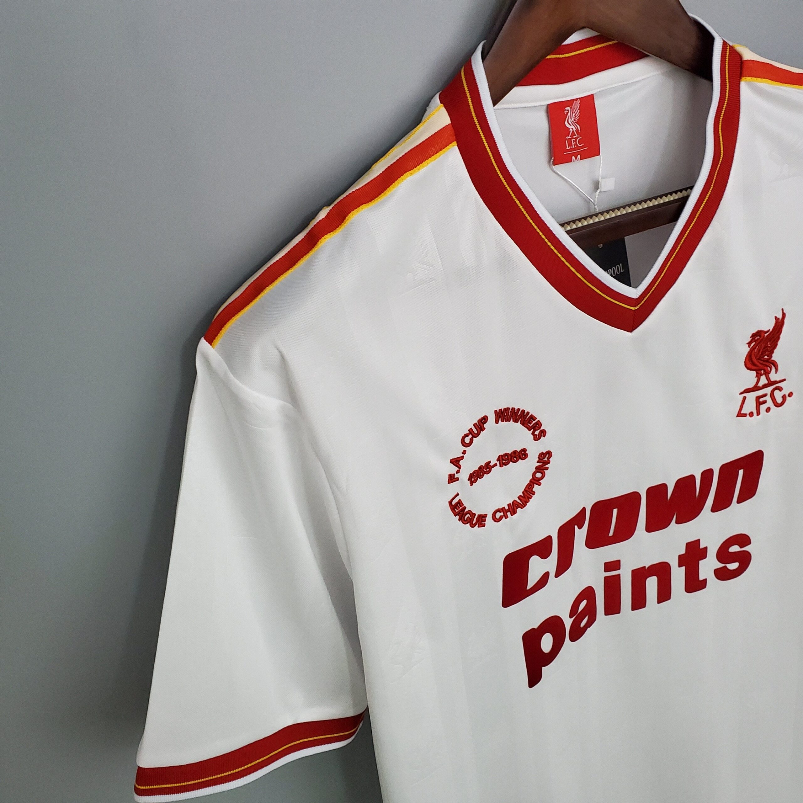 1985-1986 Liverpool Away kit