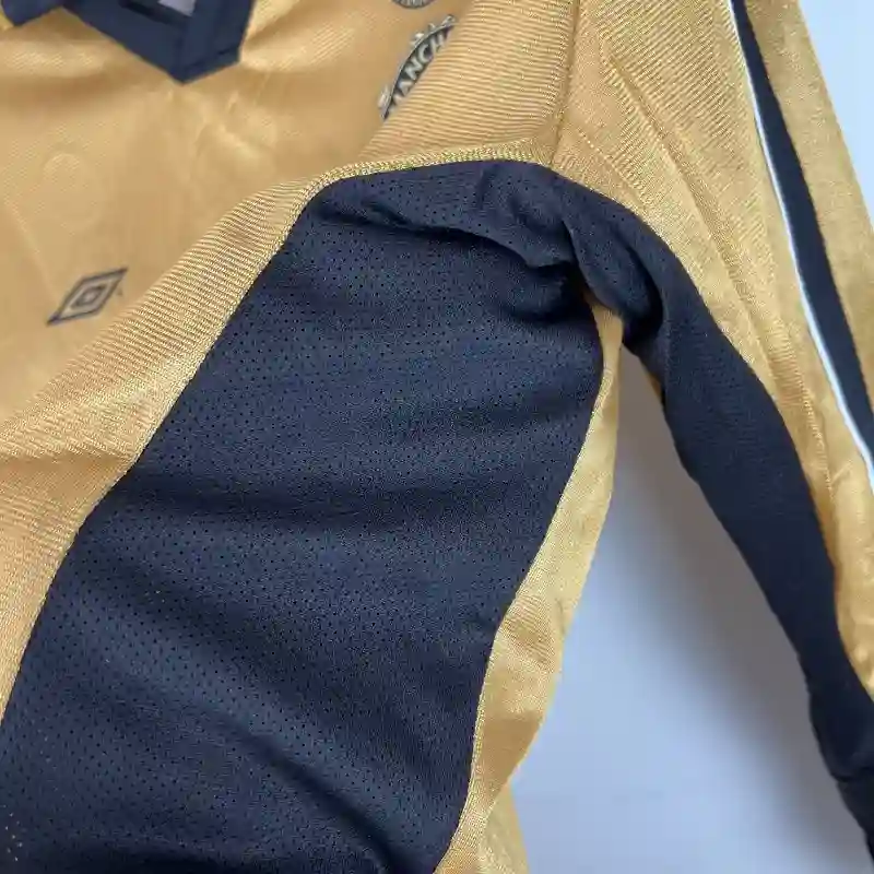 2001-2002 Long Sleeve Manchester United100th Anniversary Soccer retro kit