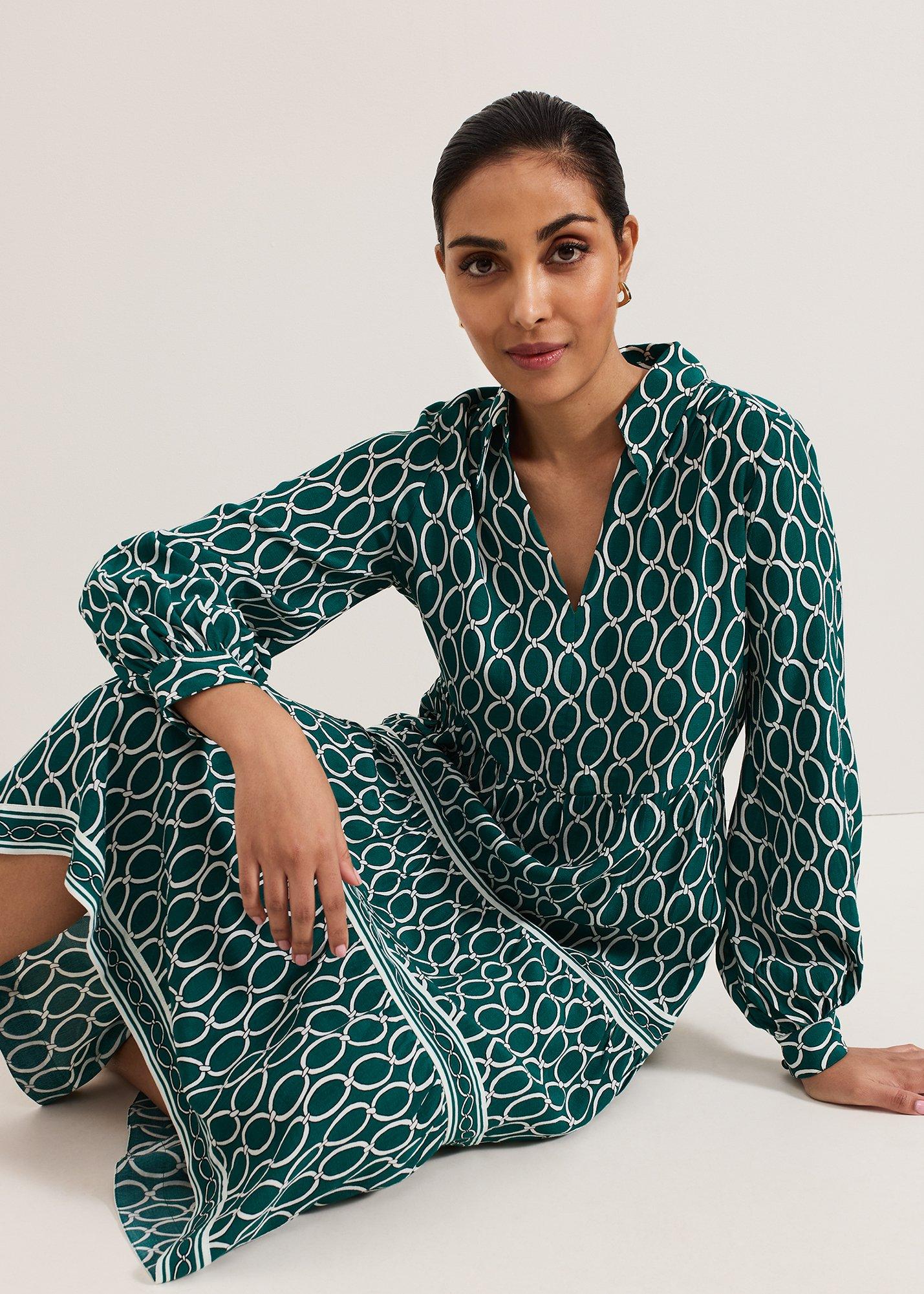 Petite Lara Tiered Midi Dress