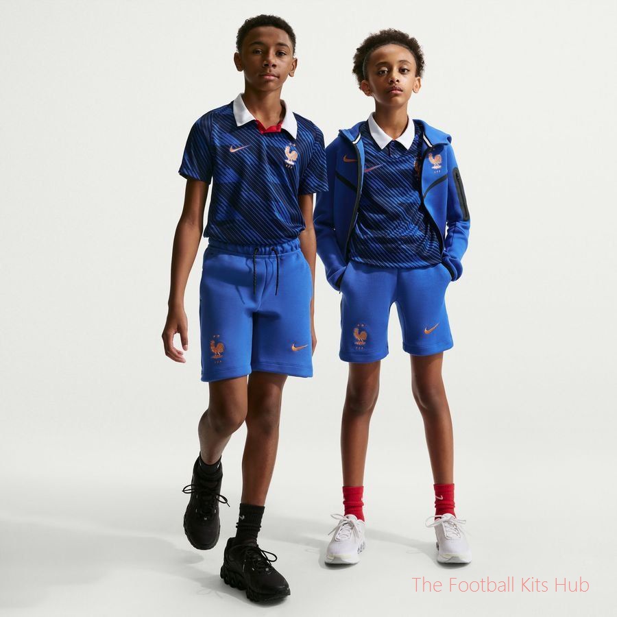 France Sweat Shorts NSW Tech Fleece World Cup 2026 - Game Royal/Metallic Copper Kids