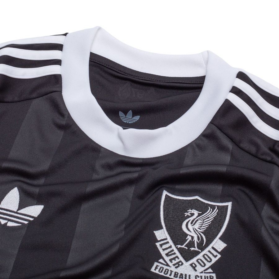Liverpool 3rd Goalkeeper Shirt 2025/26 Adidas National Team Wear