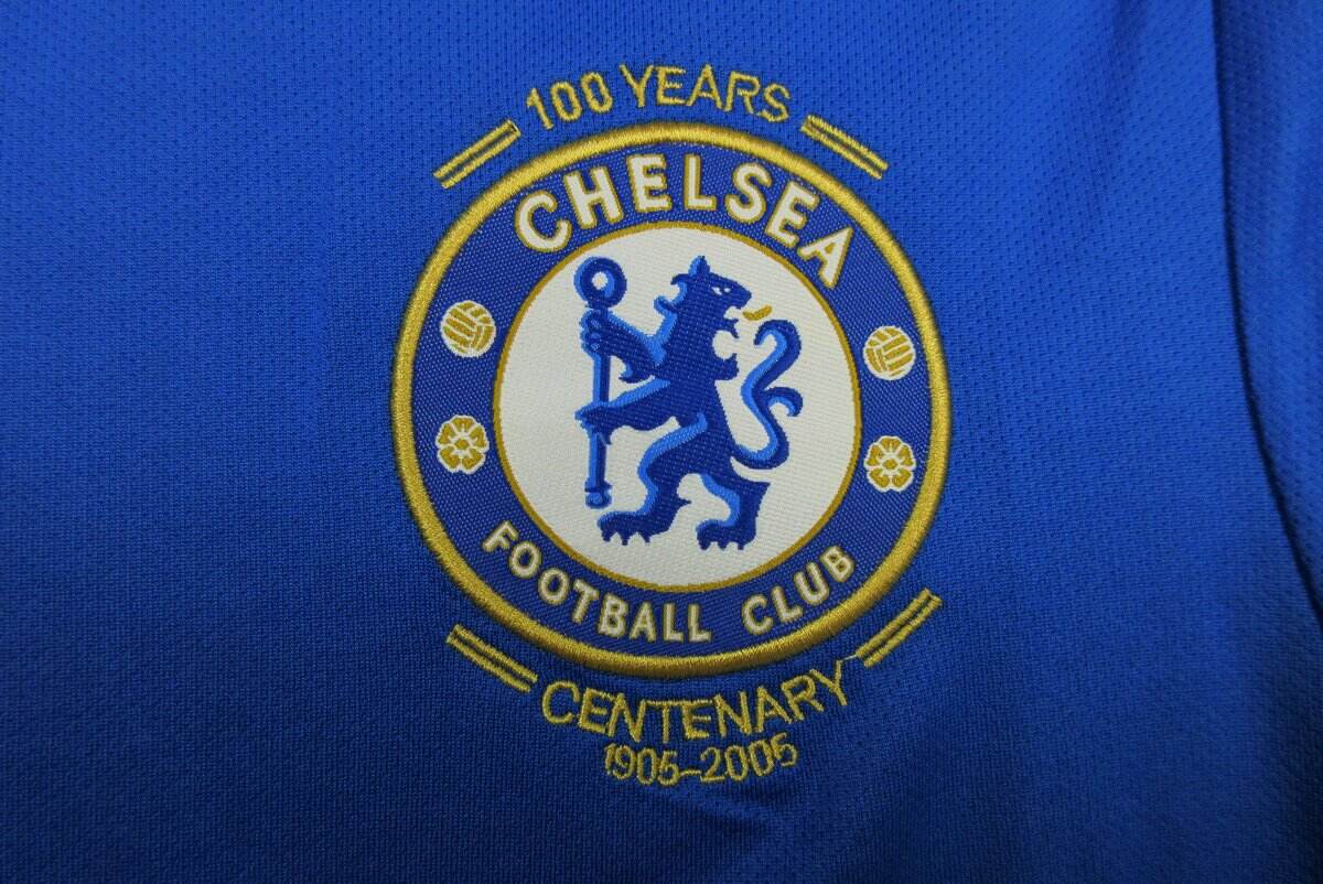 Cheap 2005-2006 Chelsea Home kit