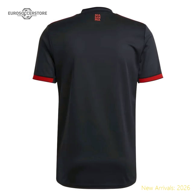 Bayern Munich Muller Third Replica Jersey Performance Performance