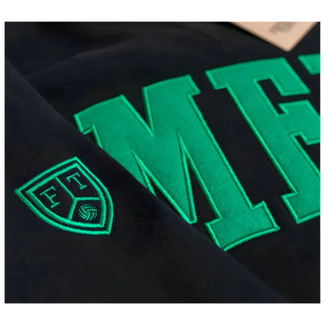 Match-Ready Mexico Retro Football Sweatshirt (Black) Climate-Control