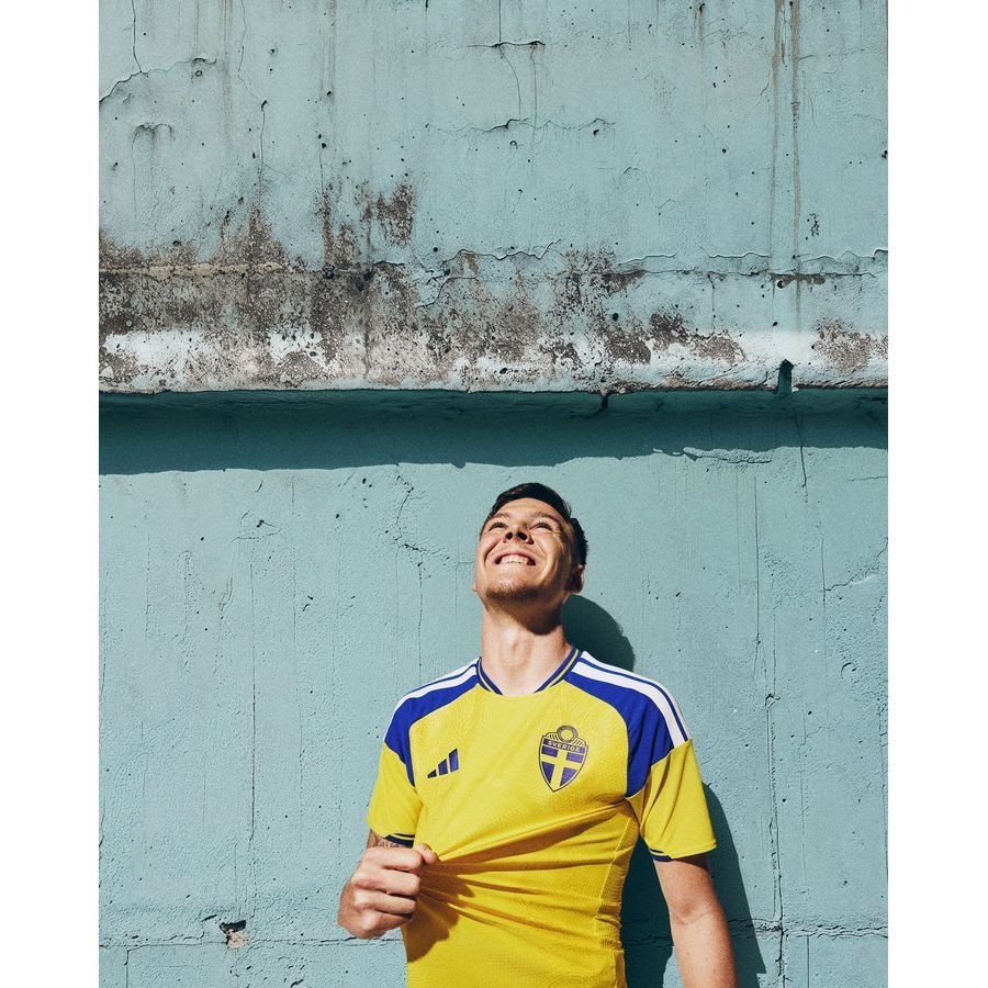 Sweden Home Shirt 2025/26 In Multiple Adult Sizes