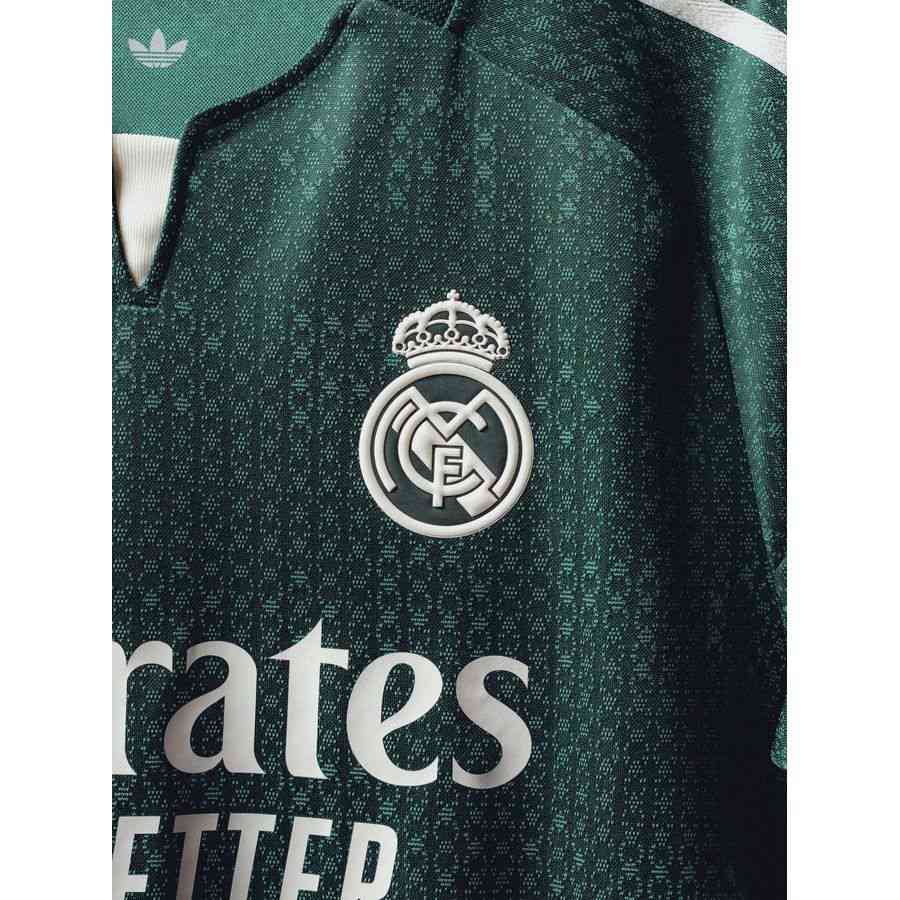 Real Madrid Away Shirt 2026/27 Authentic