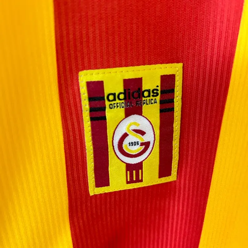 1999-2000 Galatasaray Jersey retro kit