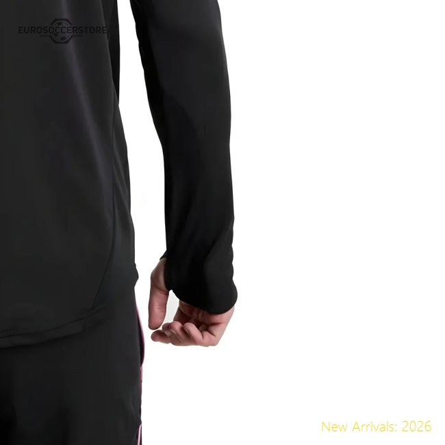 Fan-Favorite High-Quality 2025-2026 Juventus Training Top (Black)