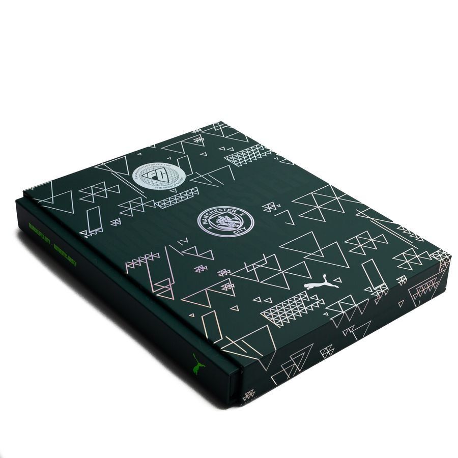 Manchester City X Eafc26 Fourth Shirt 2025/26 In Multiple Adult Sizes