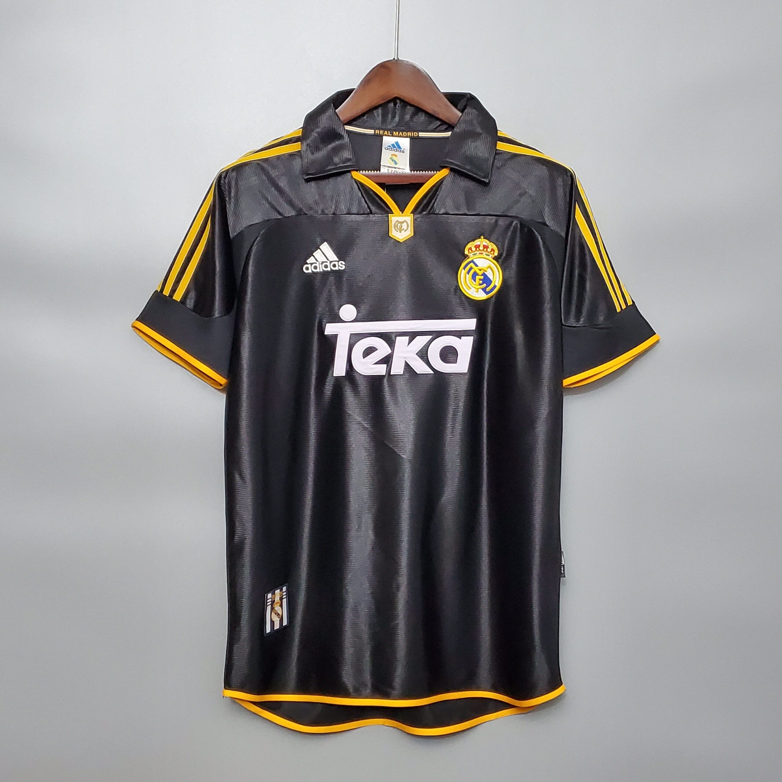 1998-1999 Real Madrid Away retro kit