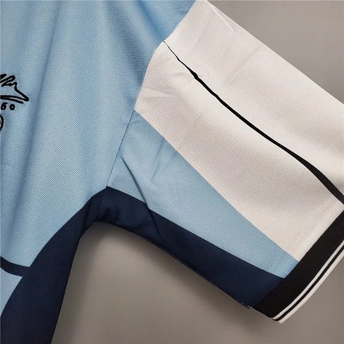 Official 2001 Argentina Camiseta With Classic Design - World Cup