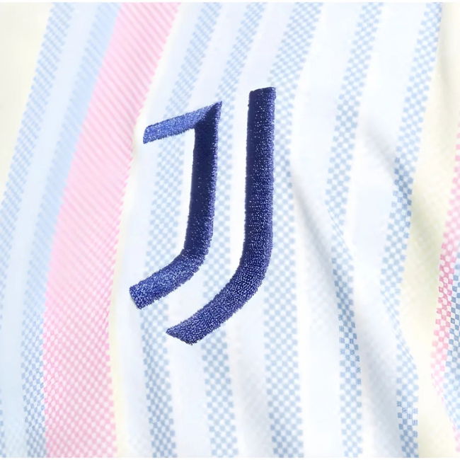 2025-2026 Juventus Pre-Match Shirt (White)