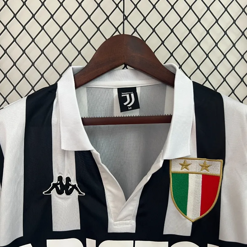 1984-1985 Juventus Jersey retro kit
