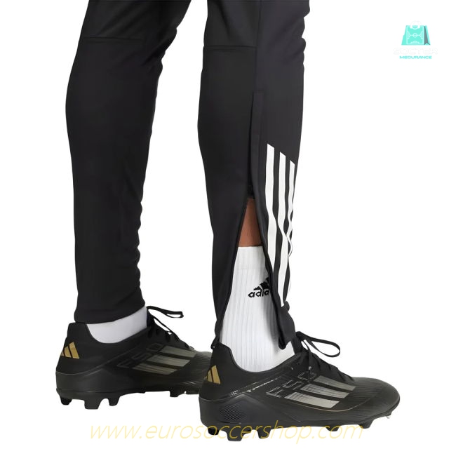 2025-2026 Man Utd Training Pants (Black)