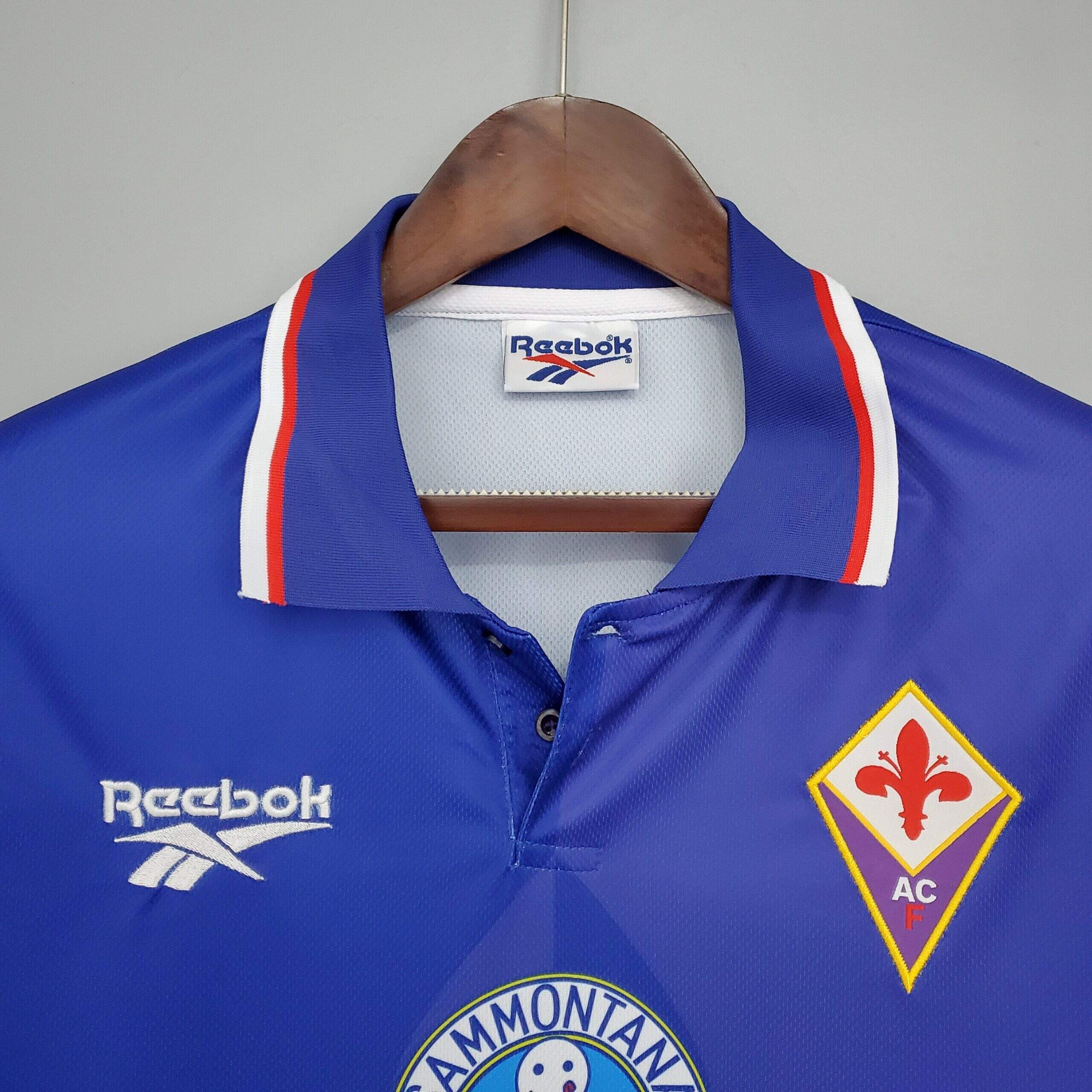 Cheap 1995/96 Fiorentina Home kit