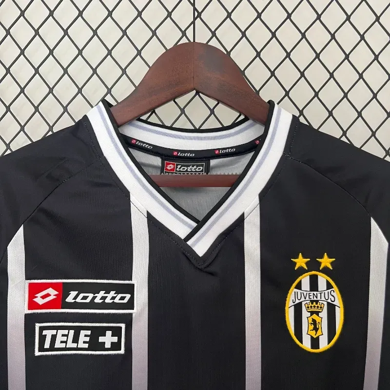 Cheap 2000-2001 Juventus Black Soccer retro kit