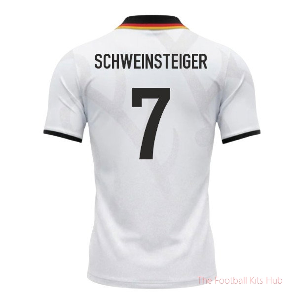 UMBRO Germany World Cup 26 Football Shirt (Schweinsteiger 7)