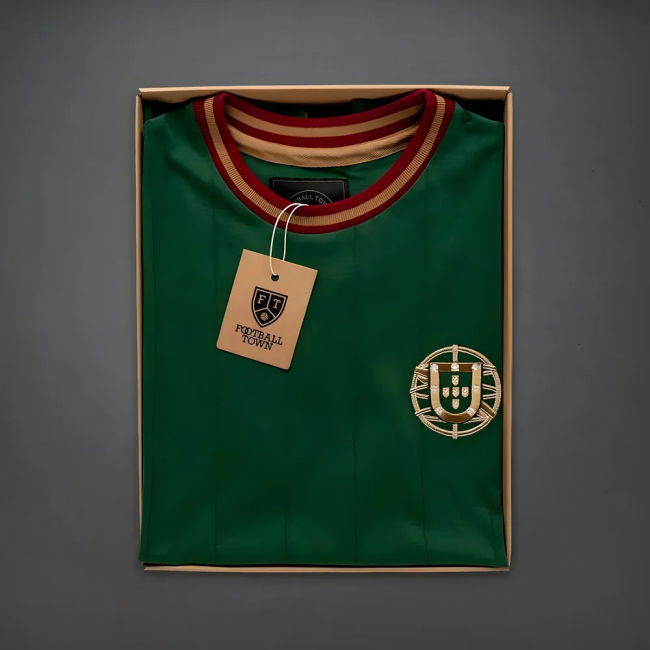 Vintage Portugal A Selecção Away Soccer Jersey Holland Worldcup