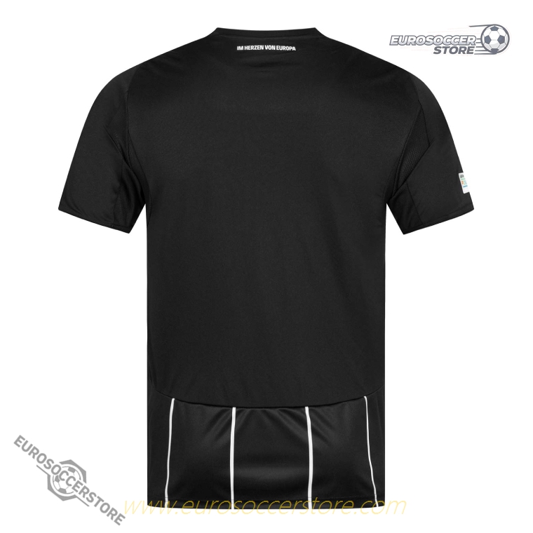 Eintracht Frankfurt's Champions League Jersey for the 25-26 season.