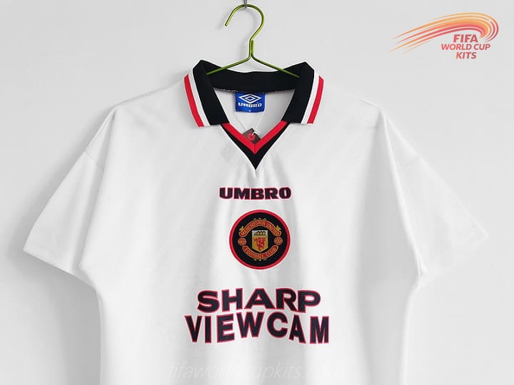 Manchester United 96-97 Away White Football Kit