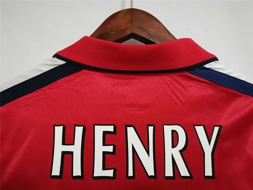 Proud Football Team Arsenal #2000 Premium Quality Historic Season H...