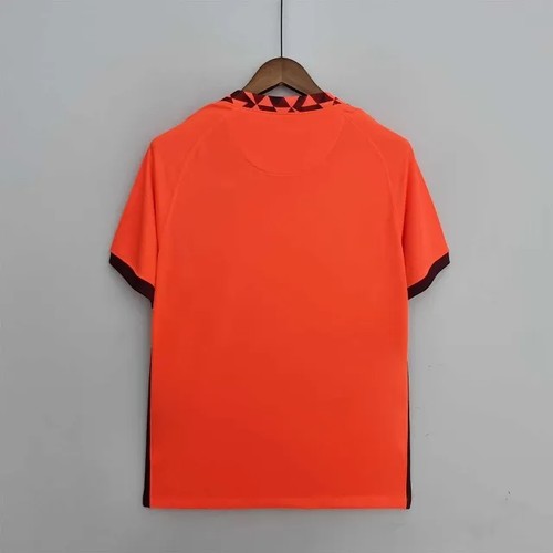 Authentic 2022 England Camiseta With Collector's Item Design -