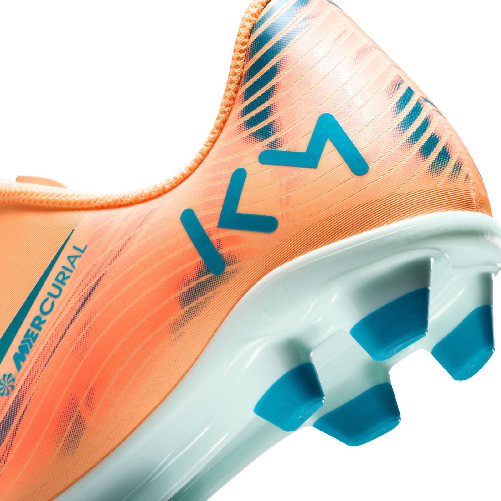 Experience Comfort with Nike Your Favorite Team Player Version Kit