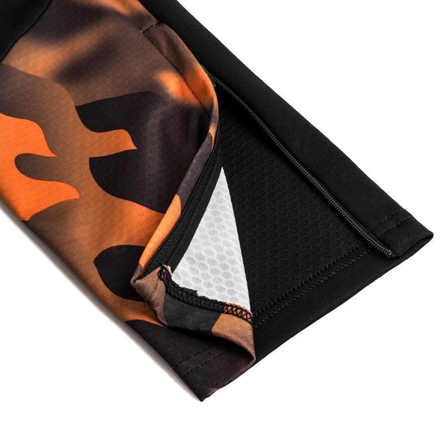[EFKS] Marseille Trousers Black/Rickie Training Orange Apparel