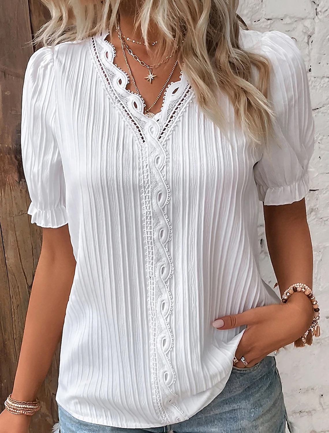 Women's Elegant Lace Tops Eyelet Blouse Ethnic Floral Lace Puff Sleeve Short Sleeve V Neck Daily Romantic Petite Tops Summer Holiday Wear Summer