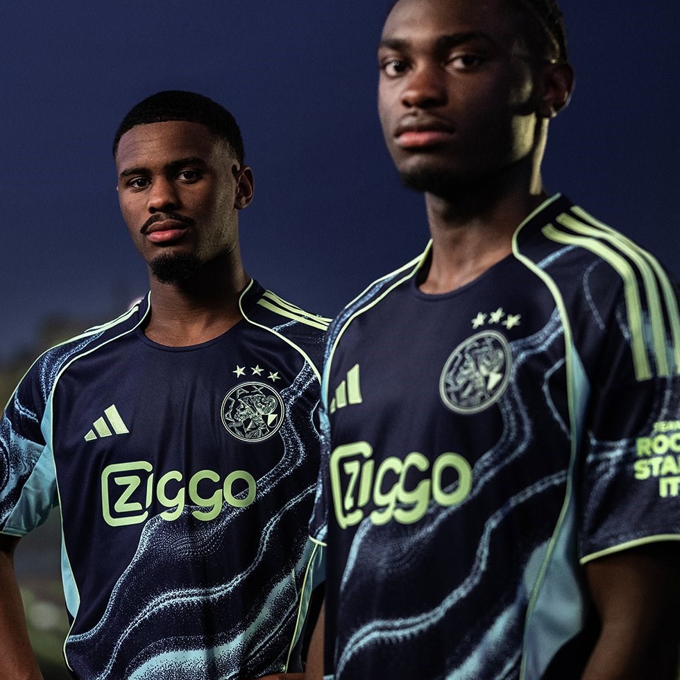 [KK] Ajax Kit Released 25 26 Away Apparel