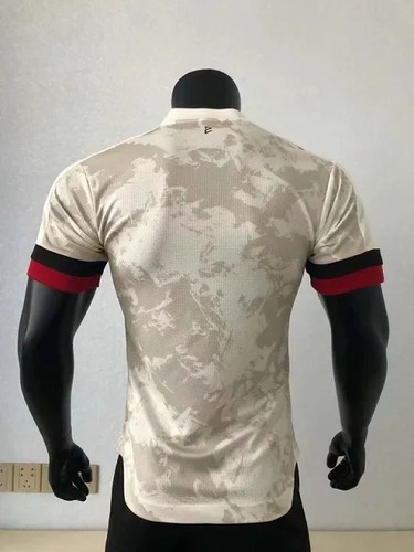 Visitante - Euro Special Edition - Game Day Outfit - World