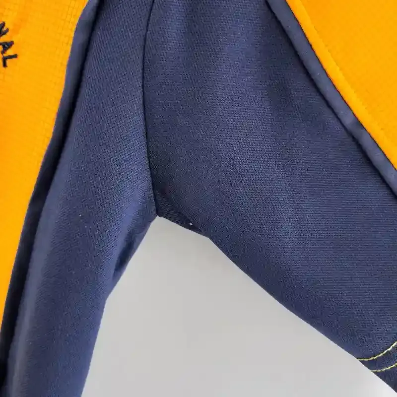 Cheap 2000-2001 Liverpool Jersey retro kit