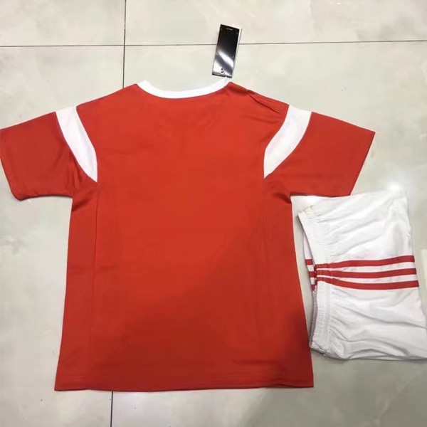Kids Russia Home 2018 World Cup Soccer KitShirtShorts - World Cup