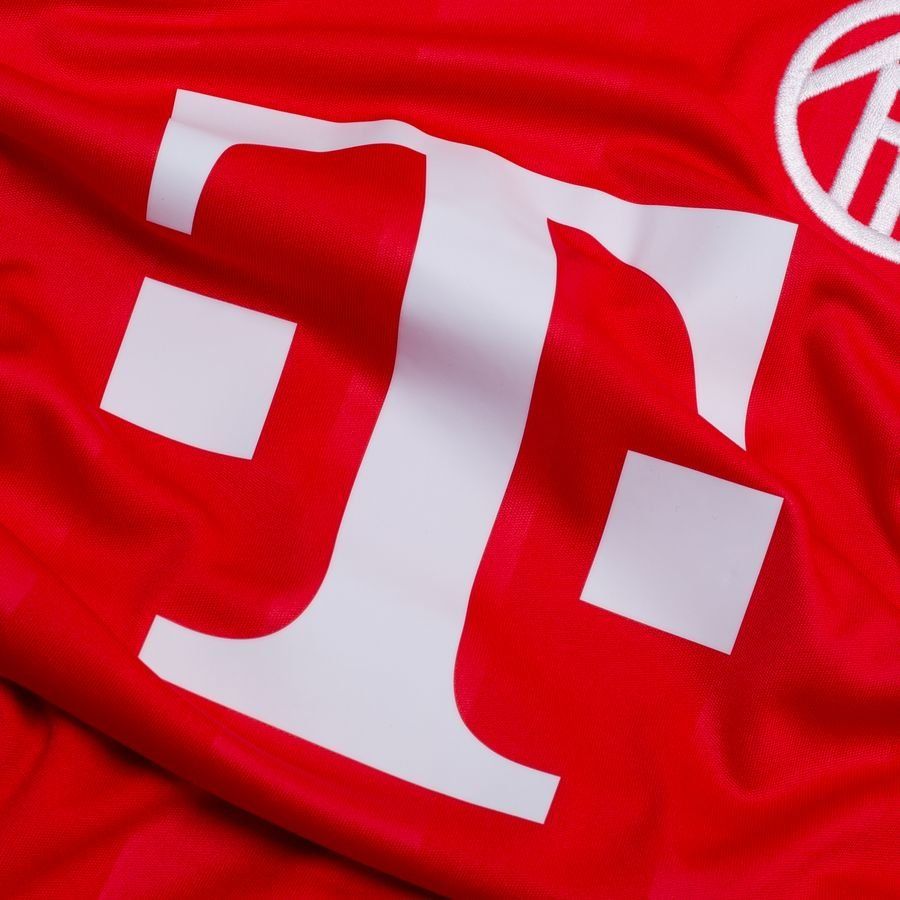 Bayern München 3rd Goalkeeper Shirt 2025/26 Supporter Version