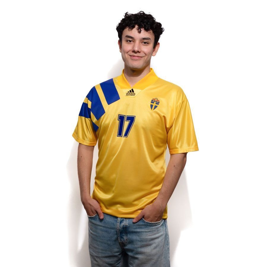 Sweden Home Shirt 1992 Size M DAHLIN 17 (8/10)