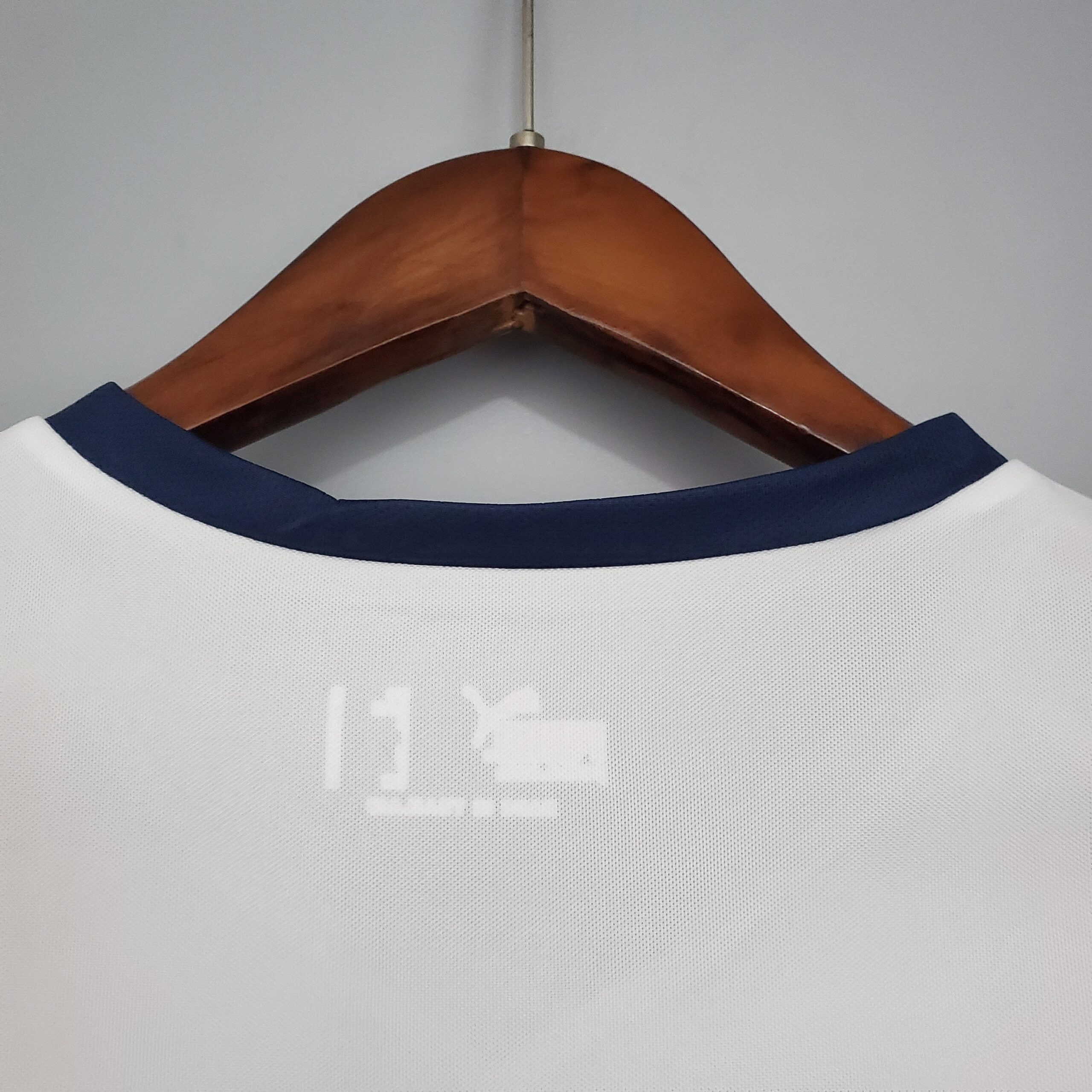 2008-2009 Tottenham Home kit