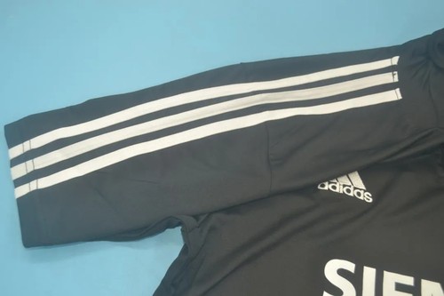 Authentic Design Die-hard Football Team Madrid #2002 Classic Editio...